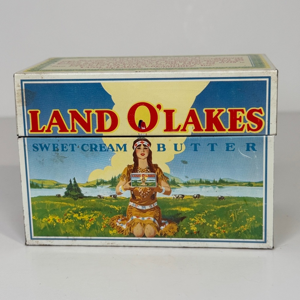 Vintage Land O Lakes Sweet Cream Butter Tin w/ 54 plain index cards w/ designs